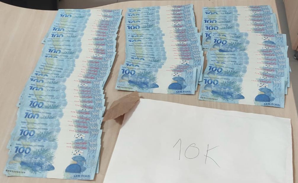 A cédula de R$ 100 é a mais falsificada. Mais de 96 mil notas foram recolhidas em 2023/Foto: Reprodução/Polícia Civil A cédula de R$ 100 é a mais falsificada. Mais de 96 mil notas foram recolhidas em 2023/Foto: Reprodução/Polícia Civil