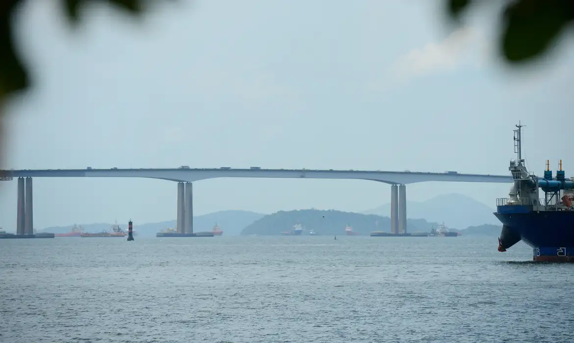 Ponte Rio-Niterói é uma ligação viária vital para o estado do Rio de Janeiro/Foto: Tomaz Silva/Agência Brasil Ponte Rio-Niterói é uma ligação viária vital para o estado do Rio de Janeiro/Foto: Tomaz Silva/Agência Brasil