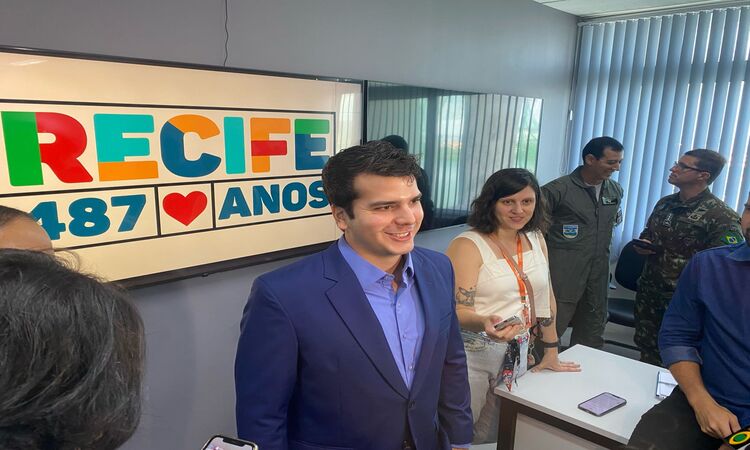 Antônio Coelho detalhou programação do aniversário do Recife/Foto: Aimé Kyrillos/DP