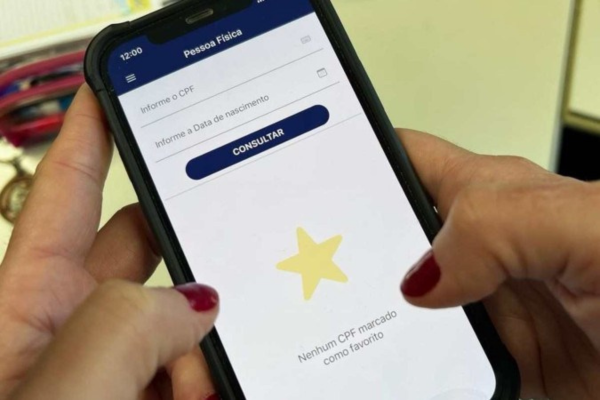 Deve declarar quem teve renda tributável acima de R$ 30.639,90 em 2023 ou possuir bens acima de R$ 800 mil/Crédito: Talita de Souza/CB/D.A.Press Deve declarar quem teve renda tributável acima de R$ 30.639,90 em 2023 ou possuir bens acima de R$ 800 mil/Crédito: Talita de Souza/CB/D.A.Press
