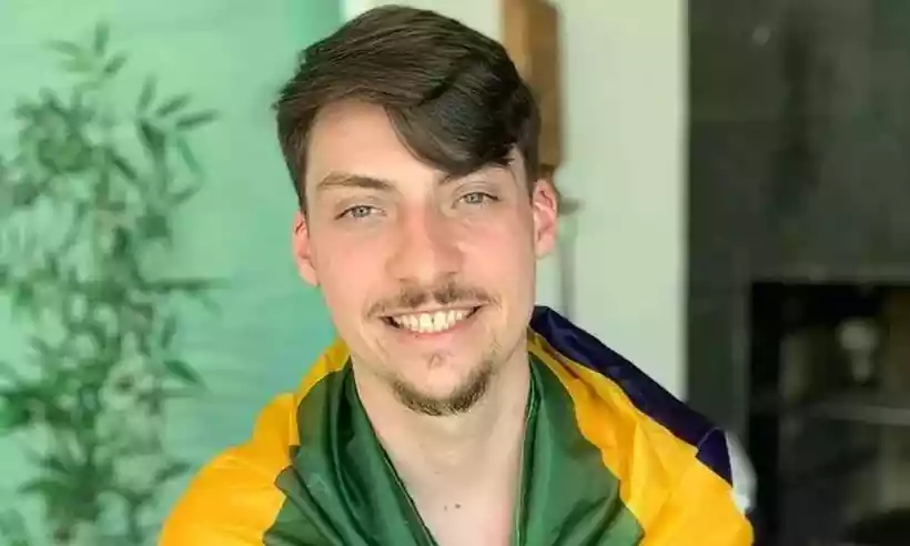 Jair Renan Bolsonaro ainda precisa encontrar um partido para concorrer ao cargo de vereador/crédito: Reprodução/Redes Sociais Jair Renan Bolsonaro ainda precisa encontrar um partido para concorrer ao cargo de vereador/crédito: Reprodução/Redes Sociais