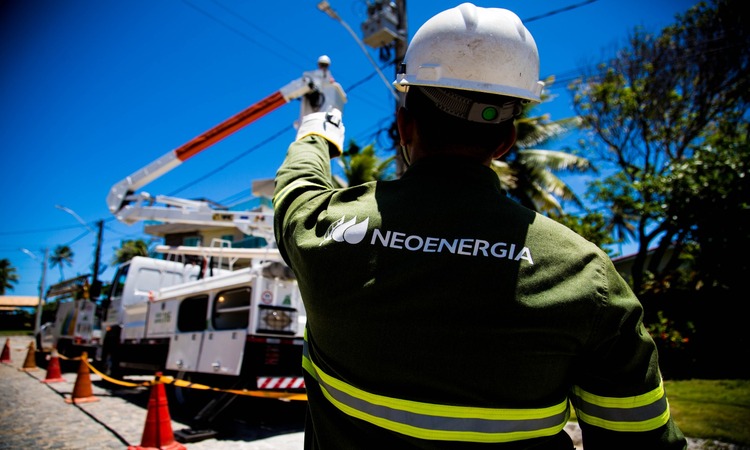Durante todo o ano de 2023, foram realizadas mais de 135 mil inspeções, que resultaram na recuperação de mais de 195 milhões de kWh, na área de concessão da Neoenergia Pernambuco/Foto: Divulgação Durante todo o ano de 2023, foram realizadas mais de 135 mil inspeções, que resultaram na recuperação de mais de 195 milhões de kWh, na área de concessão da Neoenergia Pernambuco/Foto: Divulgação