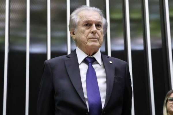 Pesam contra Luciano Bivar acusações de ameaça ao presidente eleito e envolvimento em incêndio/Crédito: Marina Ramos / Câmara dos Deputados Pesam contra Luciano Bivar acusações de ameaça ao presidente eleito e envolvimento em incêndio/Crédito: Marina Ramos / Câmara dos Deputados