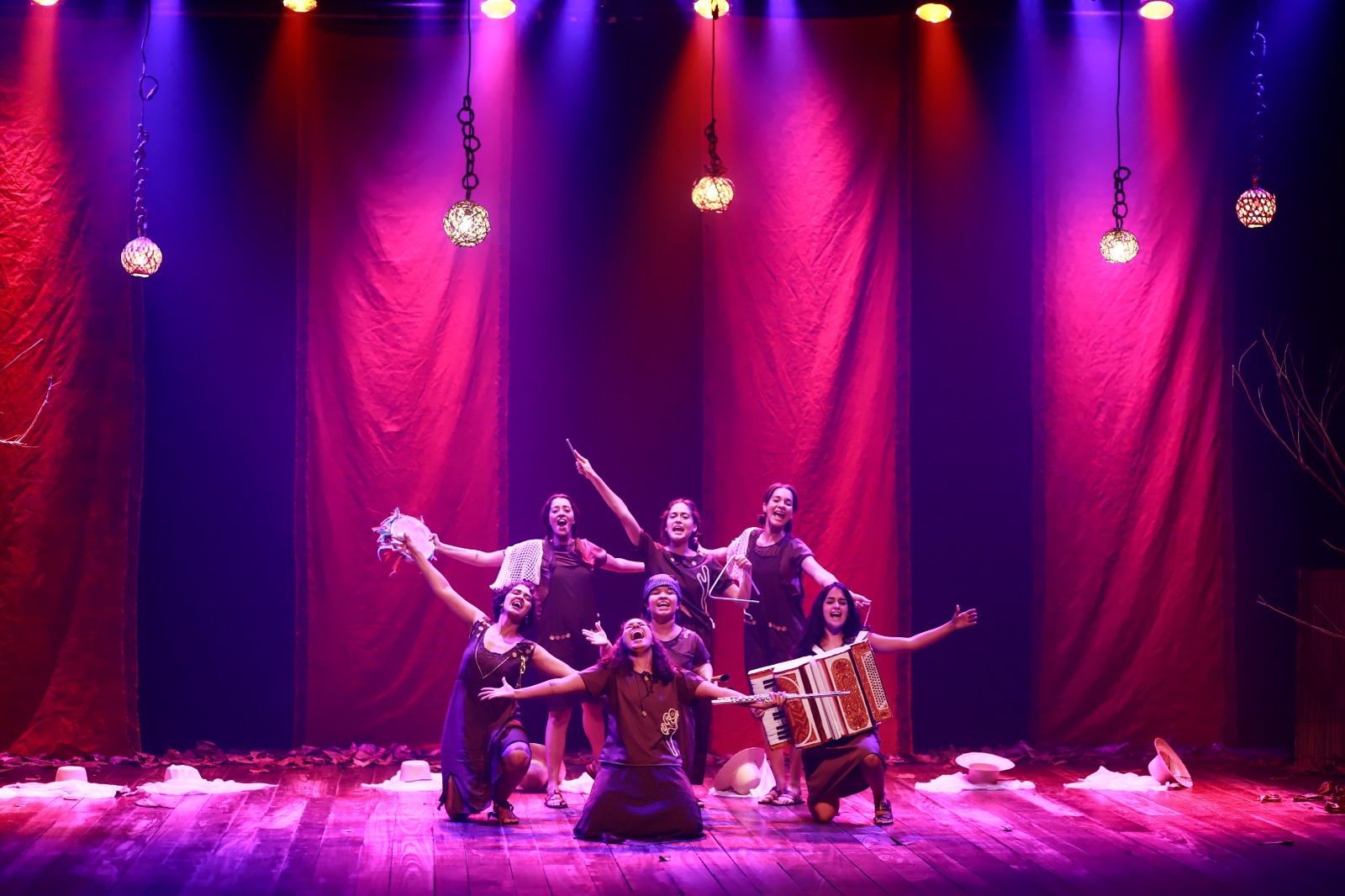 As riquezas, tradições e ritmos da cultura nordestina são o pano de fundo de ''Gonzaguinhas''/Jéssica Viana As riquezas, tradições e ritmos da cultura nordestina são o pano de fundo de ''Gonzaguinhas''/Jéssica Viana