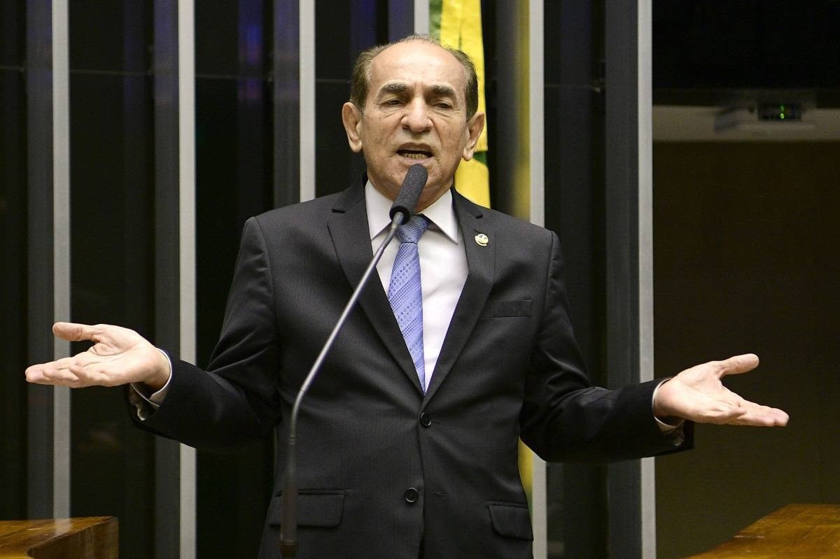 Em discurso, à tribuna, relator-geral do Orçamento 2023, senador Marcelo Castro (MDB-PI)