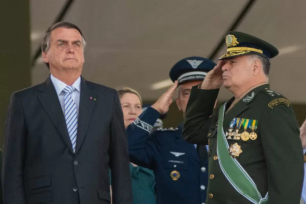 Freire Gomes foi contra a ideia de dar um golpe militar/Crédito: Hugo Barreto/Metrópoles Freire Gomes foi contra a ideia de dar um golpe militar/Crédito: Hugo Barreto/Metrópoles