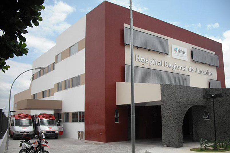 A vítima foi levada na carroceria até o Hospital Regional de Juazeiro, na Bahia/Foto: Divulgação/Sesab A vítima foi levada na carroceria até o Hospital Regional de Juazeiro, na Bahia/Foto: Divulgação/Sesab