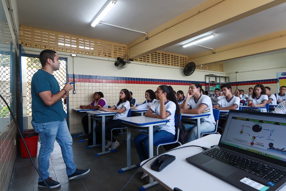 Em Pernambuco, a maioria da população tem ensino médio completo, o que representa 31,3%/Foto: Ruan Pablo/DP Foto Em Pernambuco, a maioria da população tem ensino médio completo, o que representa 31,3%/Foto: Ruan Pablo/DP Foto