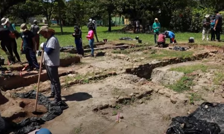 O trabalho desenvolvido no local está relacionado ao projeto %u201CArqueologia Histórica no Engenho do Meio: Pesquisa, Ensino e Extensão Comunitária no Campus da UFPE%u201D/Foto: Divulgação/UFPE O trabalho desenvolvido no local está relacionado ao projeto %u201CArqueologia Histórica no Engenho do Meio: Pesquisa, Ensino e Extensão Comunitária no Campus da UFPE%u201D/Foto: Divulgação/UFPE