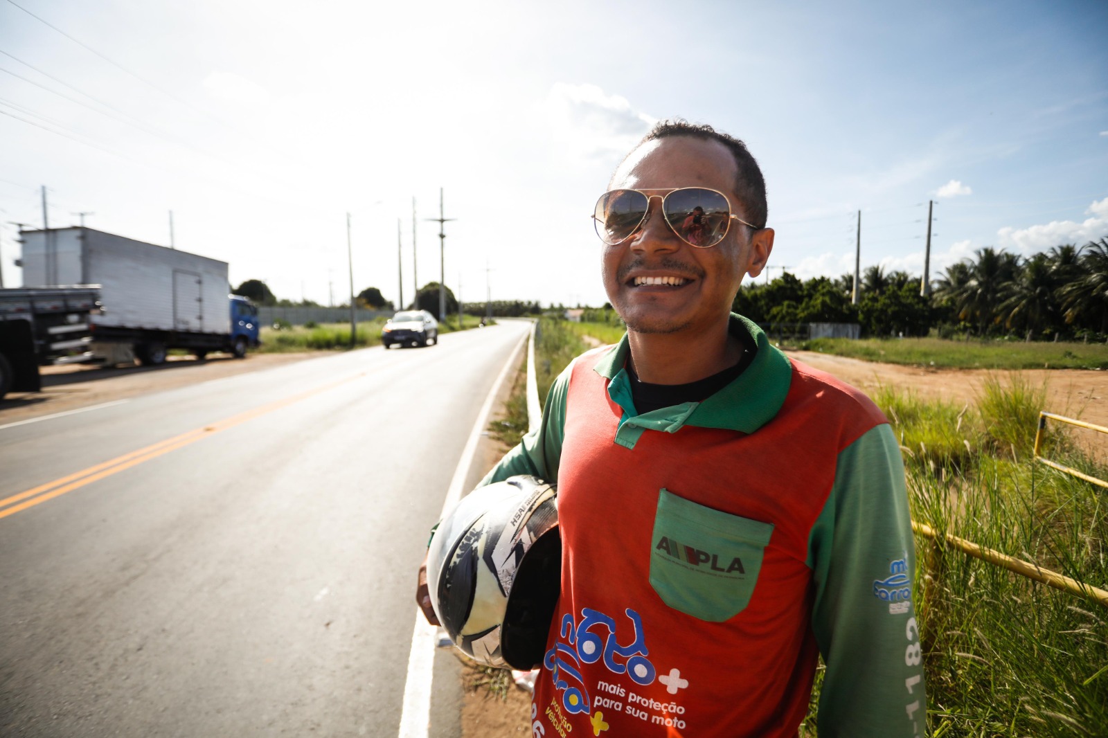 A via é um importante meio de deslocamento para garantir o fortalecimento da produção da venda de frutas no Sertão do São Francisco/Foto: Hesíodo Góes/Secom A via é um importante meio de deslocamento para garantir o fortalecimento da produção da venda de frutas no Sertão do São Francisco/Foto: Hesíodo Góes/Secom