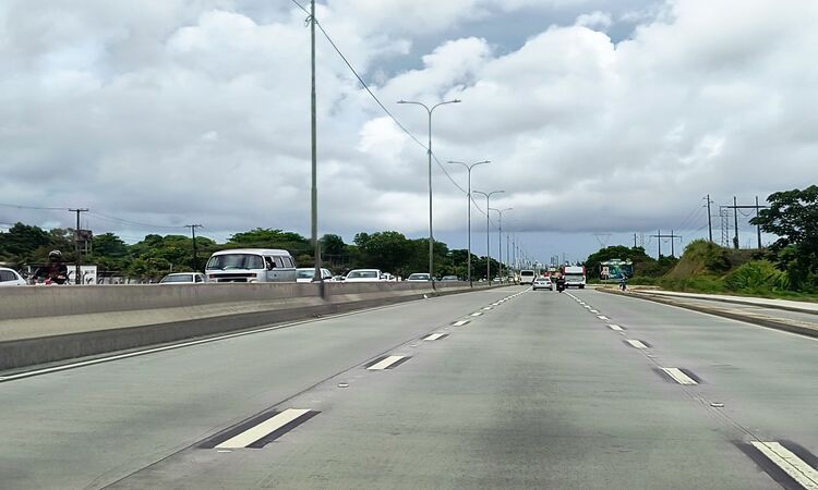 O plano de ação conjunto vai contar com equipes de plantão às margens da BR-232, 200 agentes de trânsito e técnicos distribuídos em trabalhos de fiscalizações e educativos/Foto: Bruna Costa/Semobi O plano de ação conjunto vai contar com equipes de plantão às margens da BR-232, 200 agentes de trânsito e técnicos distribuídos em trabalhos de fiscalizações e educativos/Foto: Bruna Costa/Semobi