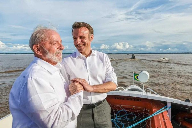 Internautas fizeram piadas sobre as fotos de divulgação da visita de Macron a Belém, na qual foi acompanhado pelo presidente Lula/foto: Ricardo Stuckert/PR Internautas fizeram piadas sobre as fotos de divulgação da visita de Macron a Belém, na qual foi acompanhado pelo presidente Lula/foto: Ricardo Stuckert/PR