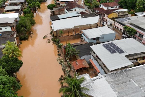 Entre 22 e 23 de março, o alto volume de chuvas atingiu o sul do Espírito Santo/Foto: Max Wender / Casa Militar ES Entre 22 e 23 de março, o alto volume de chuvas atingiu o sul do Espírito Santo/Foto: Max Wender / Casa Militar ES