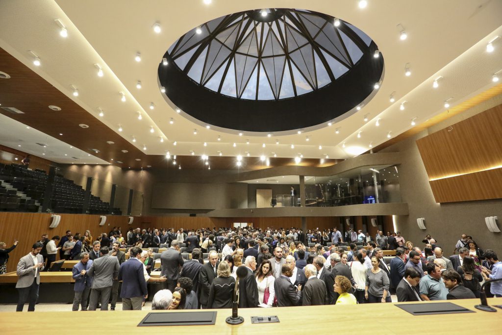 Foram convidados para a audiência pública representantes das secretarias de Defesa Social, Administração e Ressocialização, além de organizações como o Sinpol, ADEPPE, bem como a ASPPAPE/Foto: Rinaldo Marques Foram convidados para a audiência pública representantes das secretarias de Defesa Social, Administração e Ressocialização, além de organizações como o Sinpol, ADEPPE, bem como a ASPPAPE/Foto: Rinaldo Marques