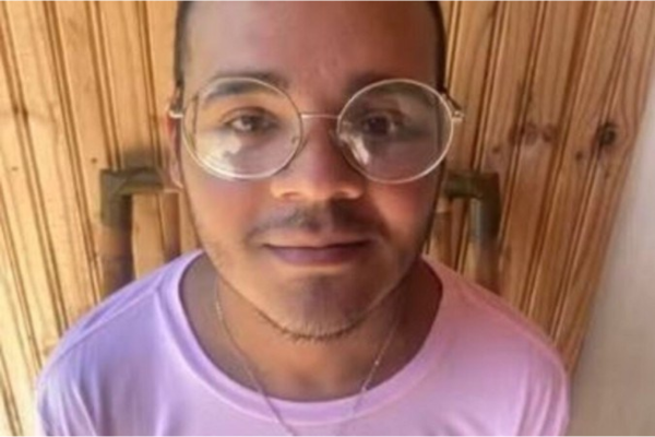 Alison dos Santos Rodrigues teve inscrição barrada pela bancada de heteroidentificação da USP/Crédito: Arquivo pessoal Alison dos Santos Rodrigues teve inscrição barrada pela bancada de heteroidentificação da USP/Crédito: Arquivo pessoal