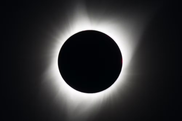 Imagem do eclipse solar visto no estado do Oregon, nos Estados Unidos, em 2017/Crédito: NASA/Aubrey Gemignani Imagem do eclipse solar visto no estado do Oregon, nos Estados Unidos, em 2017/Crédito: NASA/Aubrey Gemignani