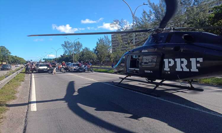 As batidas aconteceram na Cidade Universitária, próximo ao Hospital das Clínicas e no km 70 da BR 101, no Curado/Foto: Divulgação/PRF-PE As batidas aconteceram na Cidade Universitária, próximo ao Hospital das Clínicas e no km 70 da BR 101, no Curado/Foto: Divulgação/PRF-PE