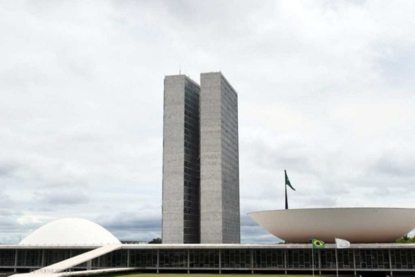 A Câmara dos Deputados aprovou na noite desta terça-feira projeto que reformula a cobrança do seguro obrigatório de veículos terrestres/Crédito: Ed Alves/CB/D.A Press A Câmara dos Deputados aprovou na noite desta terça-feira projeto que reformula a cobrança do seguro obrigatório de veículos terrestres/Crédito: Ed Alves/CB/D.A Press