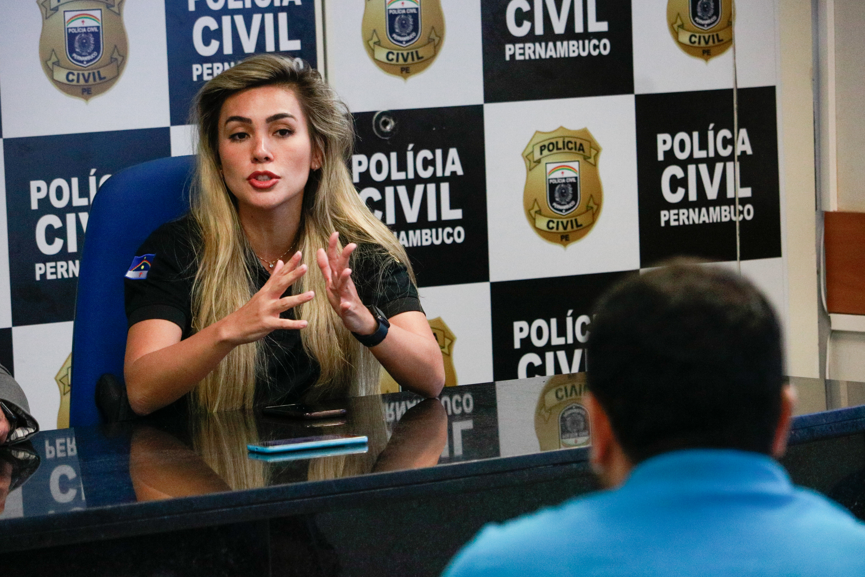 A delegada Gabrielle Nishida deu detalhes sobre a investigações 