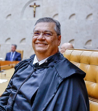 O ministro do STF, Flávio Dino, estará presente no dia 15 deste mês, na UFPE, para ministrar uma palestra para estudantes/Foto: Divulgação O ministro do STF, Flávio Dino, estará presente no dia 15 deste mês, na UFPE, para ministrar uma palestra para estudantes/Foto: Divulgação