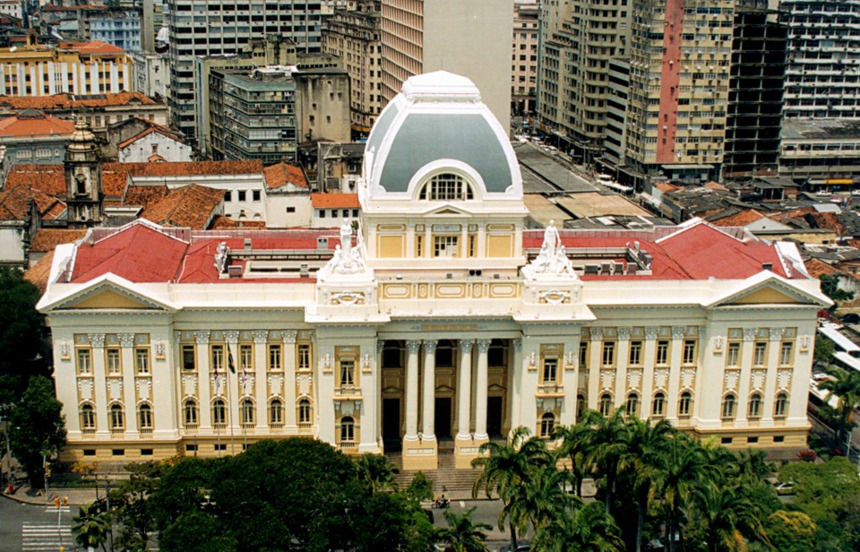 O objetivo é ampliar os programas permanentes de formação, capacitação e treinamento de servidores, magistrados em relação às atividades judiciais/Foto: Arquivo/DP
