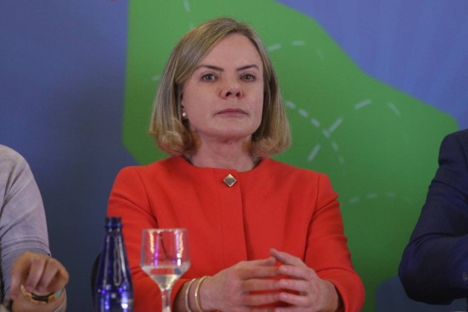"Pela competência e capacidade o ministro Padilha já serviu ao Brasil em inúmeras oportunidades, sempre dedicado à missão confiada", escreveu a parlamentar/foto: Valter Campanato/Agência Brasil "Pela competência e capacidade o ministro Padilha já serviu ao Brasil em inúmeras oportunidades, sempre dedicado à missão confiada", escreveu a parlamentar/foto: Valter Campanato/Agência Brasil