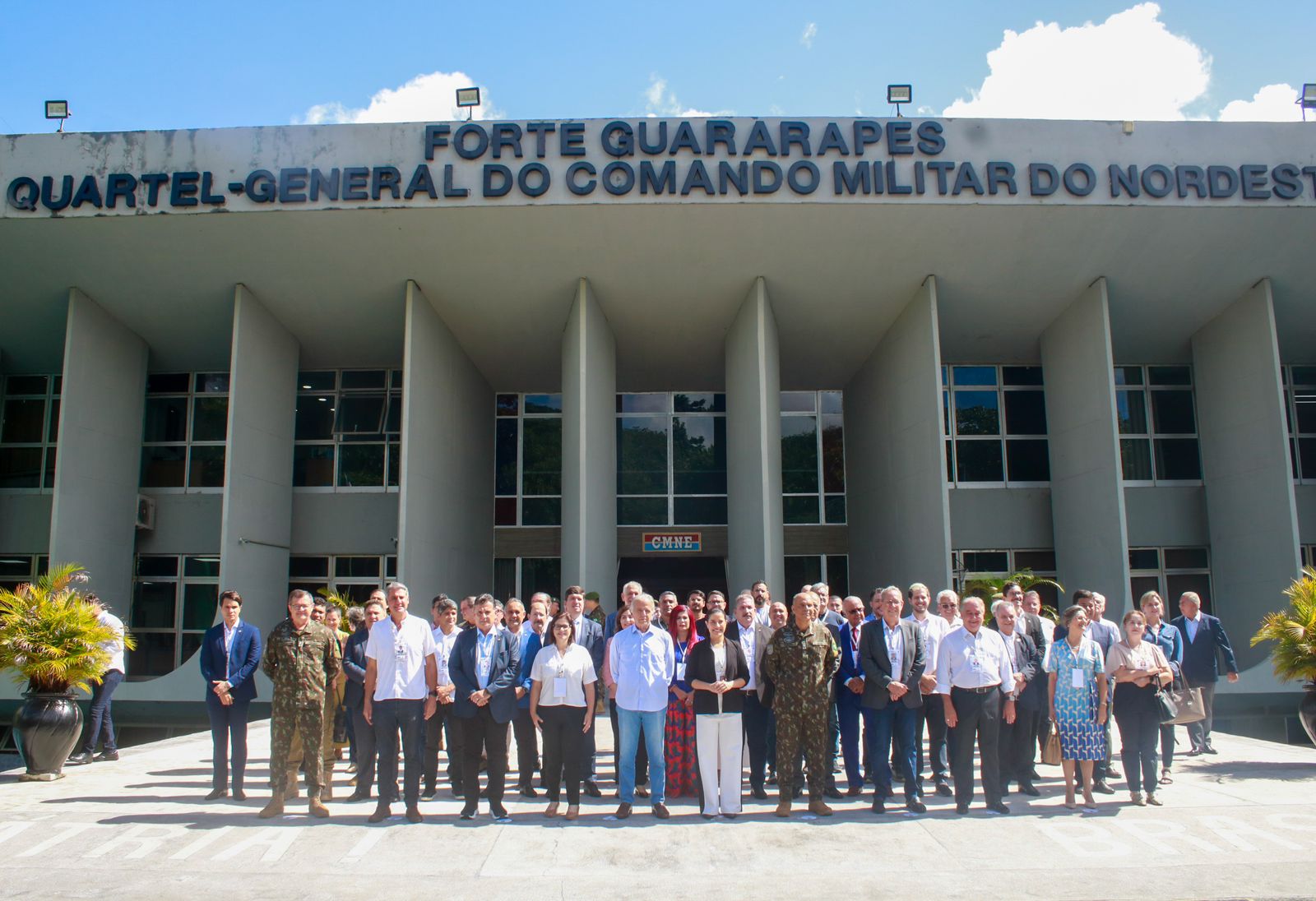 Evento reuniu autoridades civis e militares no Recife
