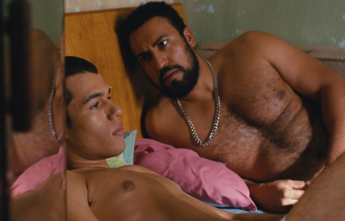 /João Pedro Mariano e Ricardo Teodoro no filme 'Baby'.