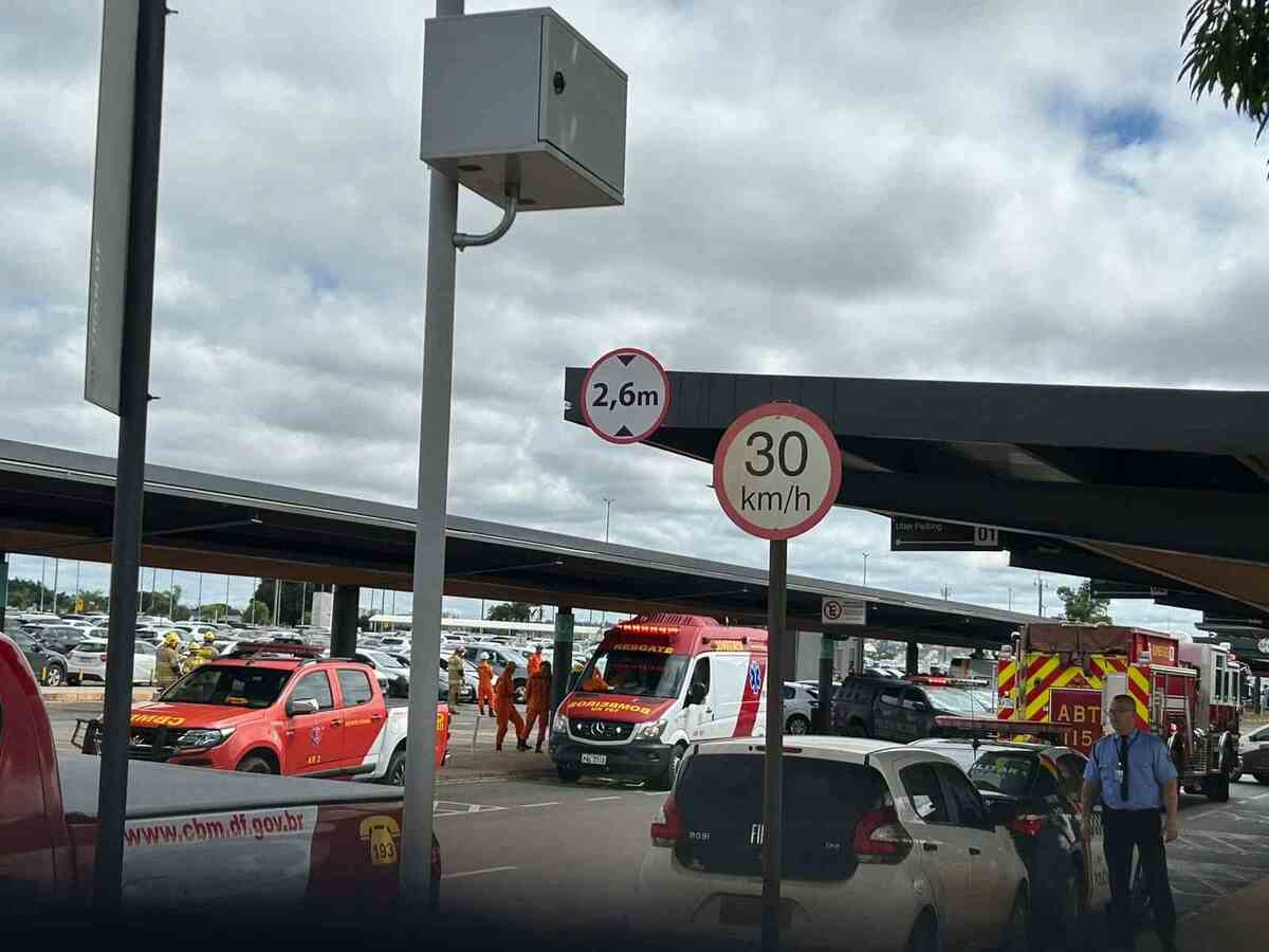 Suspeita de explosivo no Aeroporto de Brasília mobiliza polícia e o Corpo de Bombeiros/Foto: Helena Dornelas/CB/D.A Press