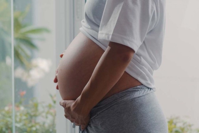 O salário-maternidade é um direito trabalhista que garante à mulher um afastamento de 120 dias do emprego/Foto: Freepik O salário-maternidade é um direito trabalhista que garante à mulher um afastamento de 120 dias do emprego/Foto: Freepik