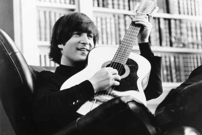Violão de John Lennon vai a leilão/foto: Reprodução/Facebook Violão de John Lennon vai a leilão/foto: Reprodução/Facebook
