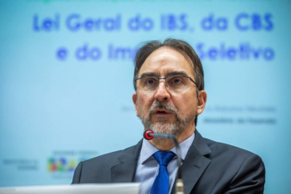 Secretário Bernard Appy detalhou o PL de regulamentação da reforma tributária do consumo/Crédito: Diogo Zacarias