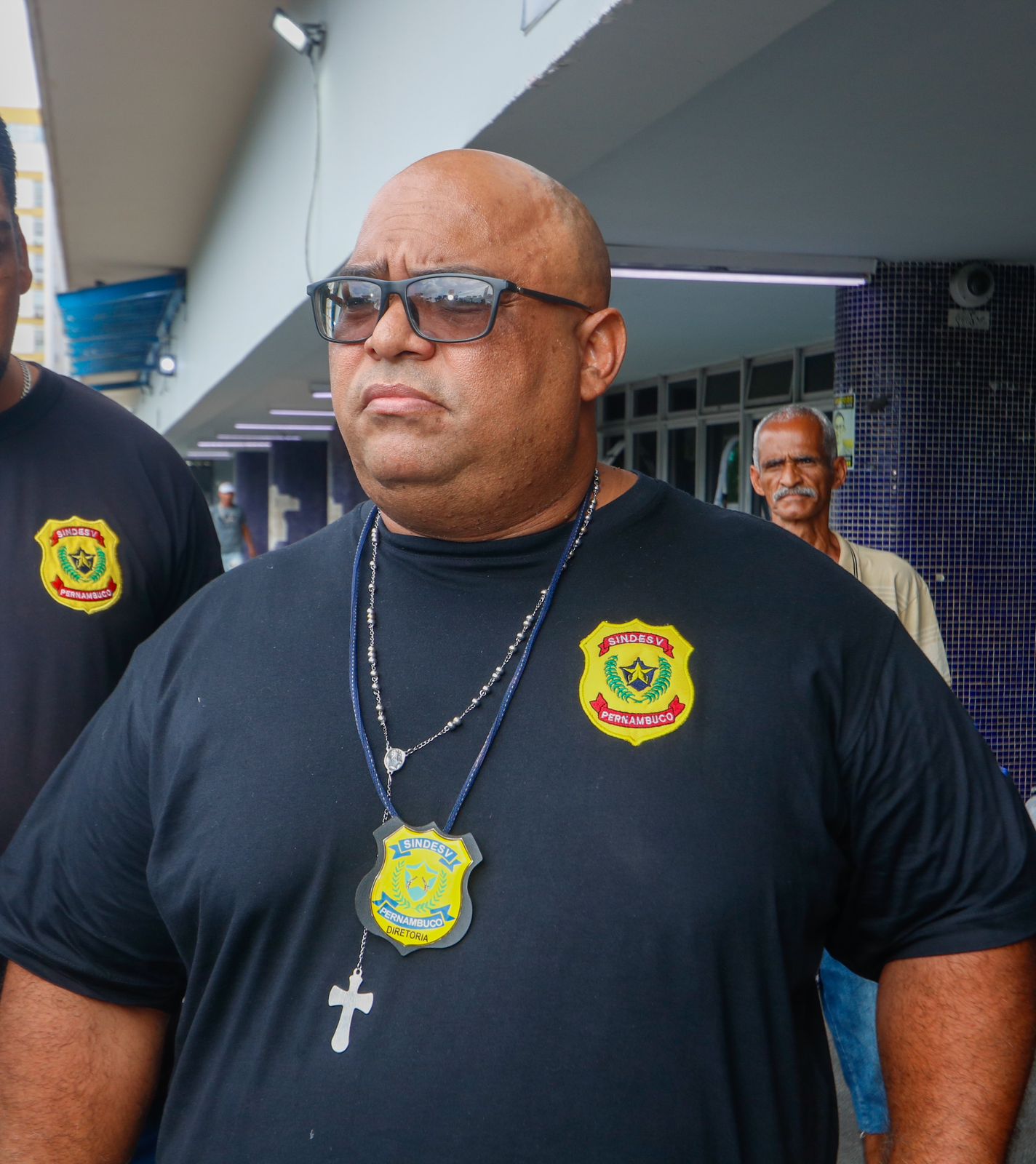 O dirigente do Sindicato dos Vigilantes, Mauro Barbosa, disse que o colete balístico do vigilante morto será periciado