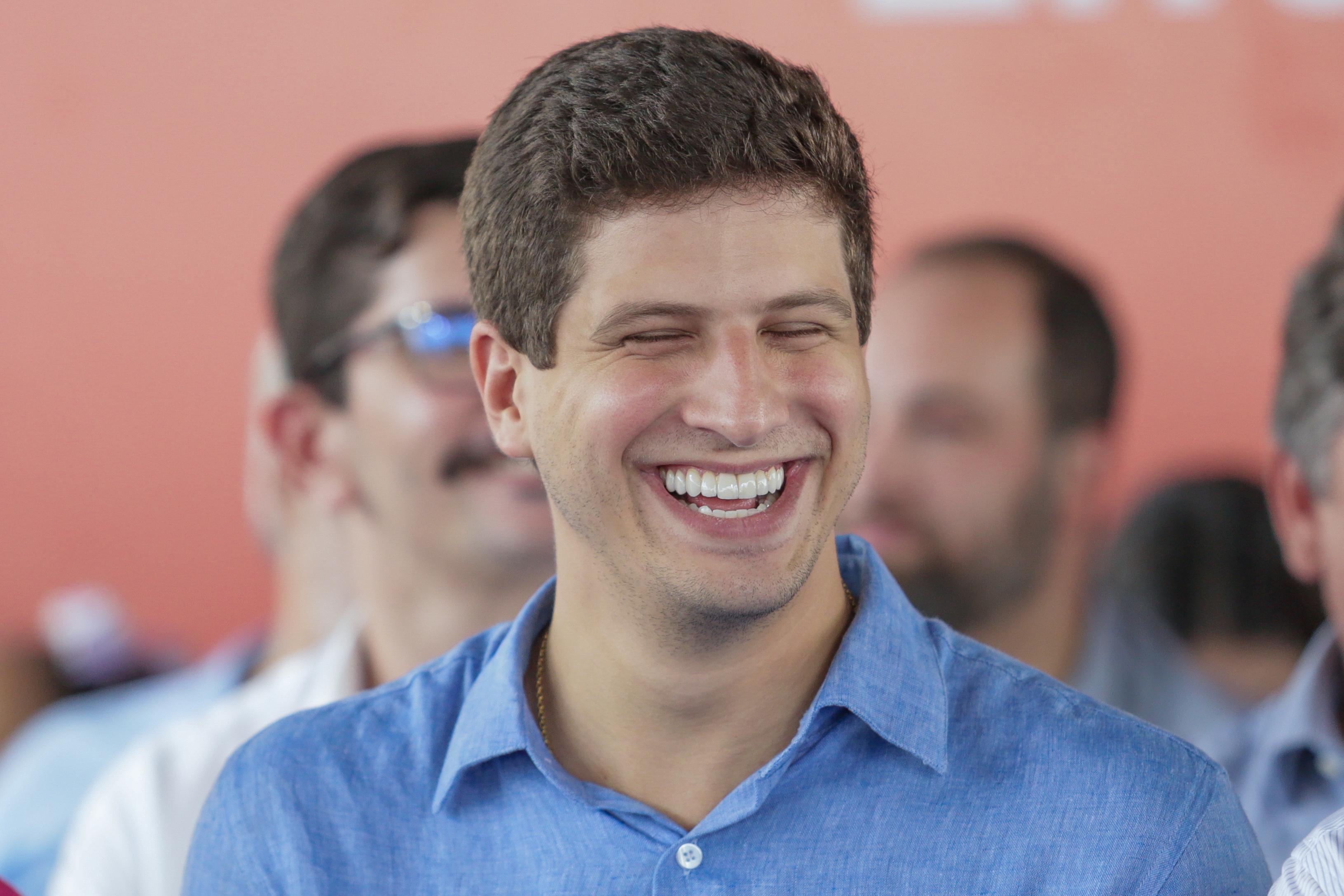 A pesquisa também revelou que o gestor da capital pernambucana tem a maior diferença de intenção de voto entre as cidades que tiveram pesquisas realizadas pelo instituto/Rafael Vieira/DP Foto