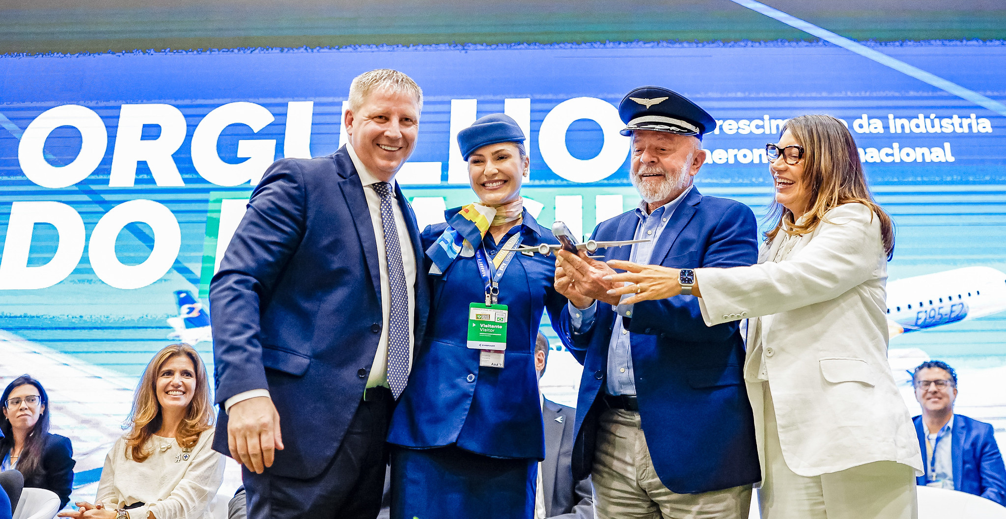 Presidente da República, Luiz Inácio Lula da Silva, durante Cerimônia de entrega de aeronave da Embraer à Azul/foto: Ricardo Stuckert / PR Presidente da República, Luiz Inácio Lula da Silva, durante Cerimônia de entrega de aeronave da Embraer à Azul/foto: Ricardo Stuckert / PR