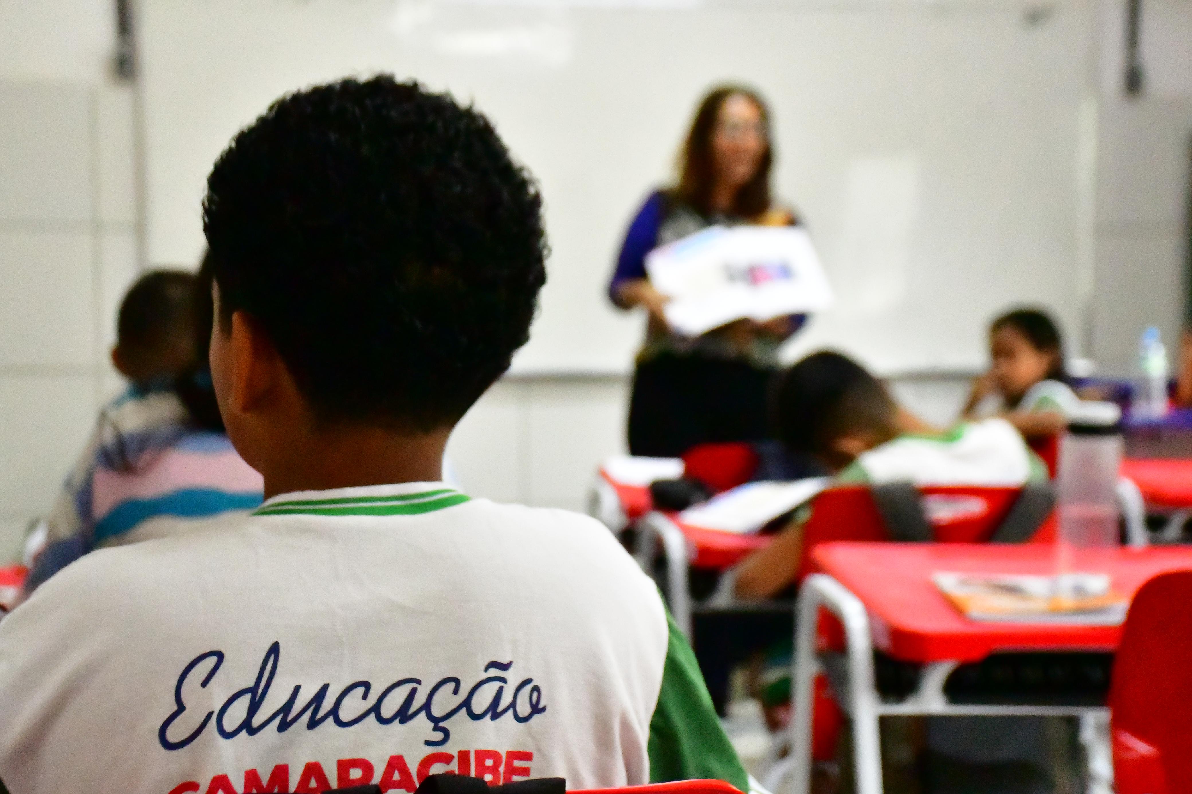 Concurso tem 200 vagas para professores em Camaragibe/Foto: Prefeitura de Camaragibe Concurso tem 200 vagas para professores em Camaragibe/Foto: Prefeitura de Camaragibe
