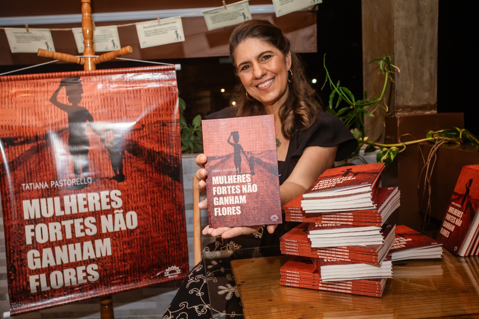 Livro de Tatiana Pastorello traz 22 contos/Divulgação Livro de Tatiana Pastorello traz 22 contos/Divulgação