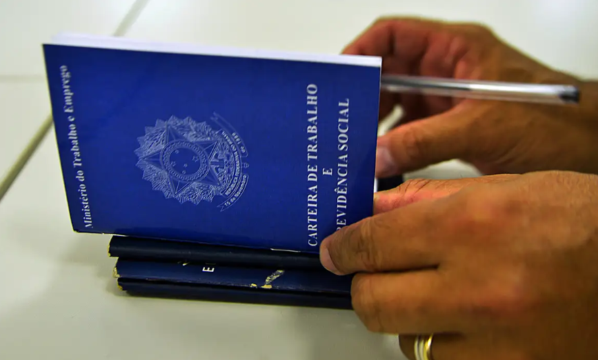 Com o resultado, o total de postos de trabalho criados no primeiro trimestre deste ano chega a 5.709/Foto: Marcello Casal Jr/Agência Brasil Com o resultado, o total de postos de trabalho criados no primeiro trimestre deste ano chega a 5.709/Foto: Marcello Casal Jr/Agência Brasil