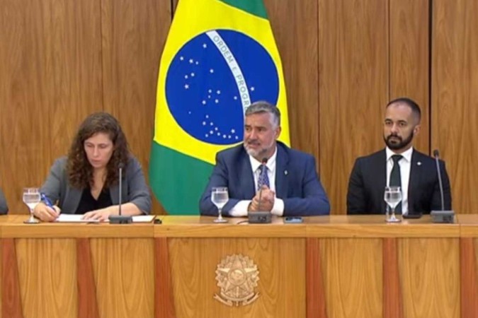 Coletiva de adiamento do CNU/foto: Reprodução/Gov.BR Coletiva de adiamento do CNU/foto: Reprodução/Gov.BR