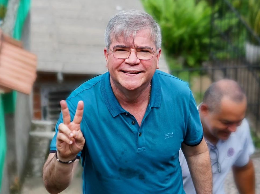 Jorge Alexandre (PODEMOS) lidera pesquisa de intenção de voto em Camaragibe/Foto: Reprodução/Instagram Jorge Alexandre (PODEMOS) lidera pesquisa de intenção de voto em Camaragibe/Foto: Reprodução/Instagram
