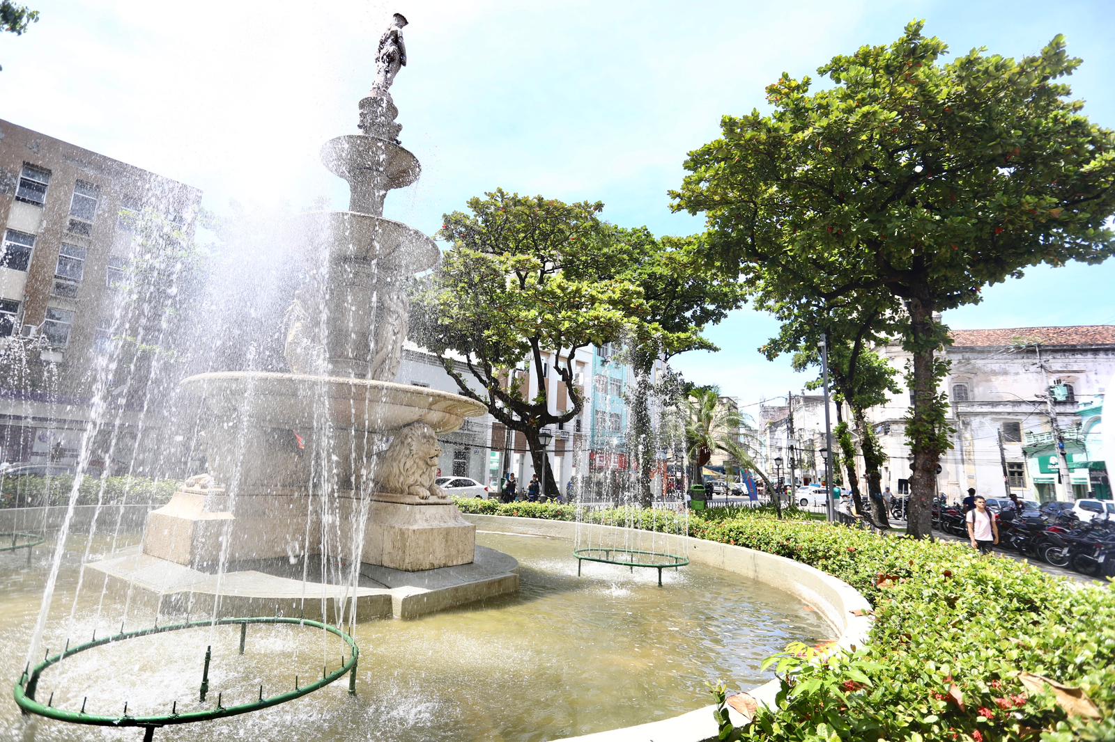 Praça Maciel Pinheiro foi reformada/Foto: Prefeitura do Recife Praça Maciel Pinheiro foi reformada/Foto: Prefeitura do Recife