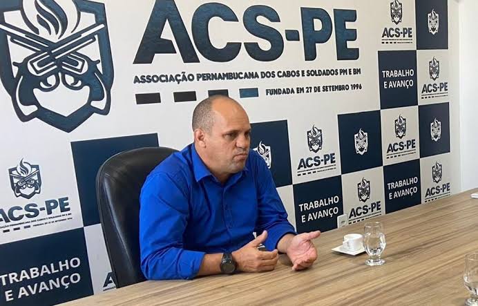 Presidente da ASC/PE, Luiz Torres, entregou oficio a deputados estaduais pedindo apoio a emenda da oposição/Divulgação Presidente da ASC/PE, Luiz Torres, entregou oficio a deputados estaduais pedindo apoio a emenda da oposição/Divulgação