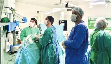 Cirurgia foi transitida em tempo real/Foto: SES-PE Cirurgia foi transitida em tempo real/Foto: SES-PE