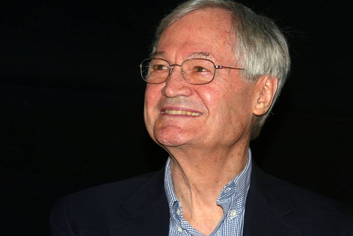 /Roger Corman faleceu aos 98 anos, em casa, na Califórnia.