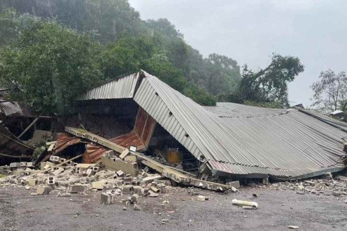 Caxias do Sul soma oito mortes em consequência de deslizamentos causados pelas chuvas -/(crédito: Andréia Copini/Prefeitura de Caxias do Sul)