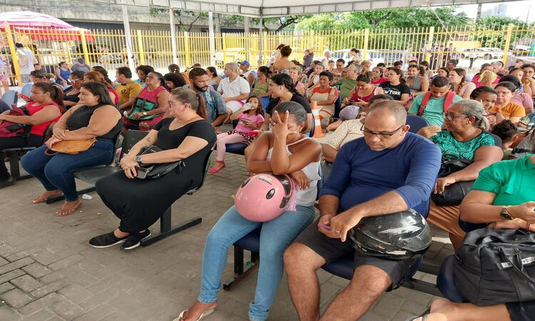 A campanha acontecerá em vários pontos do território pernambucano. A ação contará com o apoio dos cartórios, que funcionarão em horário estendido, das 8h às 18h, para a emissão das certidões de nascimento, de casamento e de óbito, em parceria com a Associação dos Registradores de Pessoas Naturais (Arpen-PE)./Foto: Divulgação/CGJ A campanha acontecerá em vários pontos do território pernambucano. A ação contará com o apoio dos cartórios, que funcionarão em horário estendido, das 8h às 18h, para a emissão das certidões de nascimento, de casamento e de óbito, em parceria com a Associação dos Registradores de Pessoas Naturais (Arpen-PE)./Foto: Divulgação/CGJ