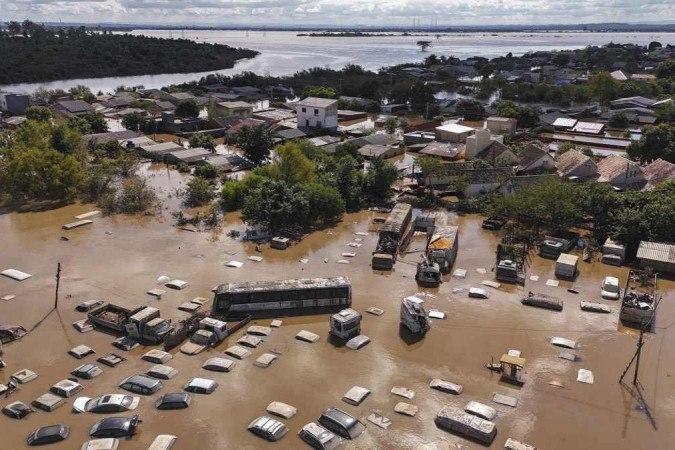 No comunicado publicado pela Cruz Vermelha, a federação informou que apoiará cerca de 25 mil pessoas durante os próximos 12 meses/foto: AFP No comunicado publicado pela Cruz Vermelha, a federação informou que apoiará cerca de 25 mil pessoas durante os próximos 12 meses/foto: AFP