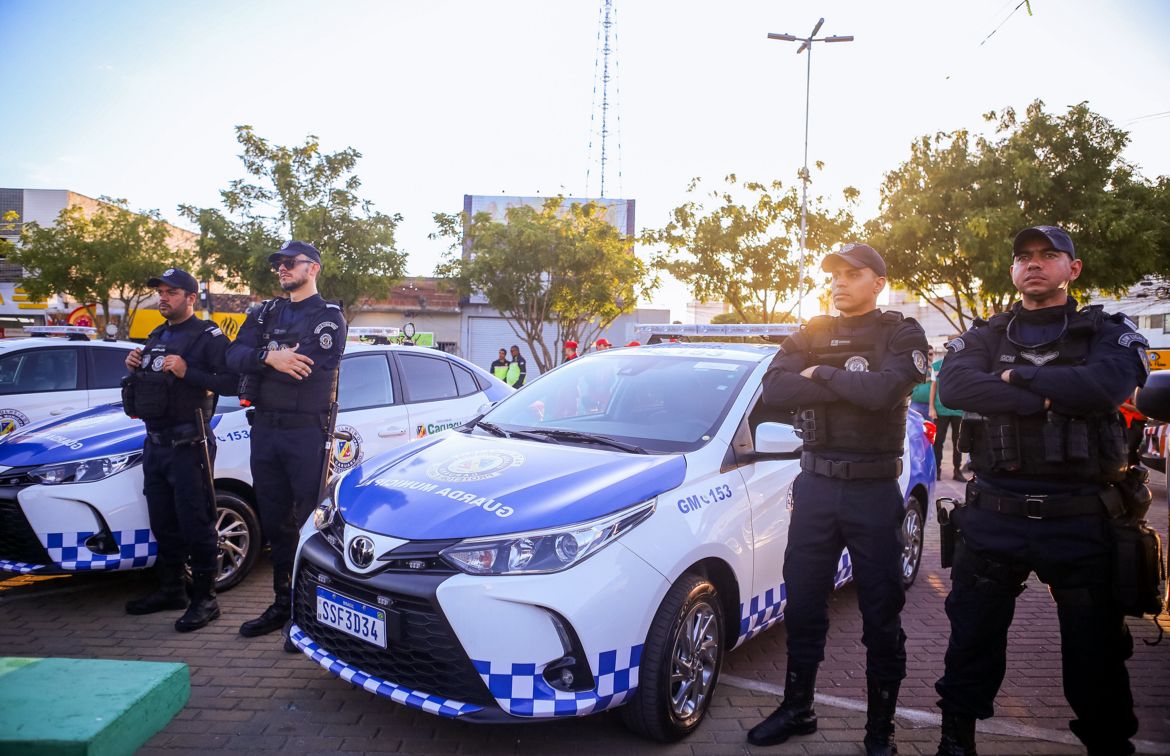 Carros e equipamentos foram entregues para segurança em Caruaru/Foto: Cortesia