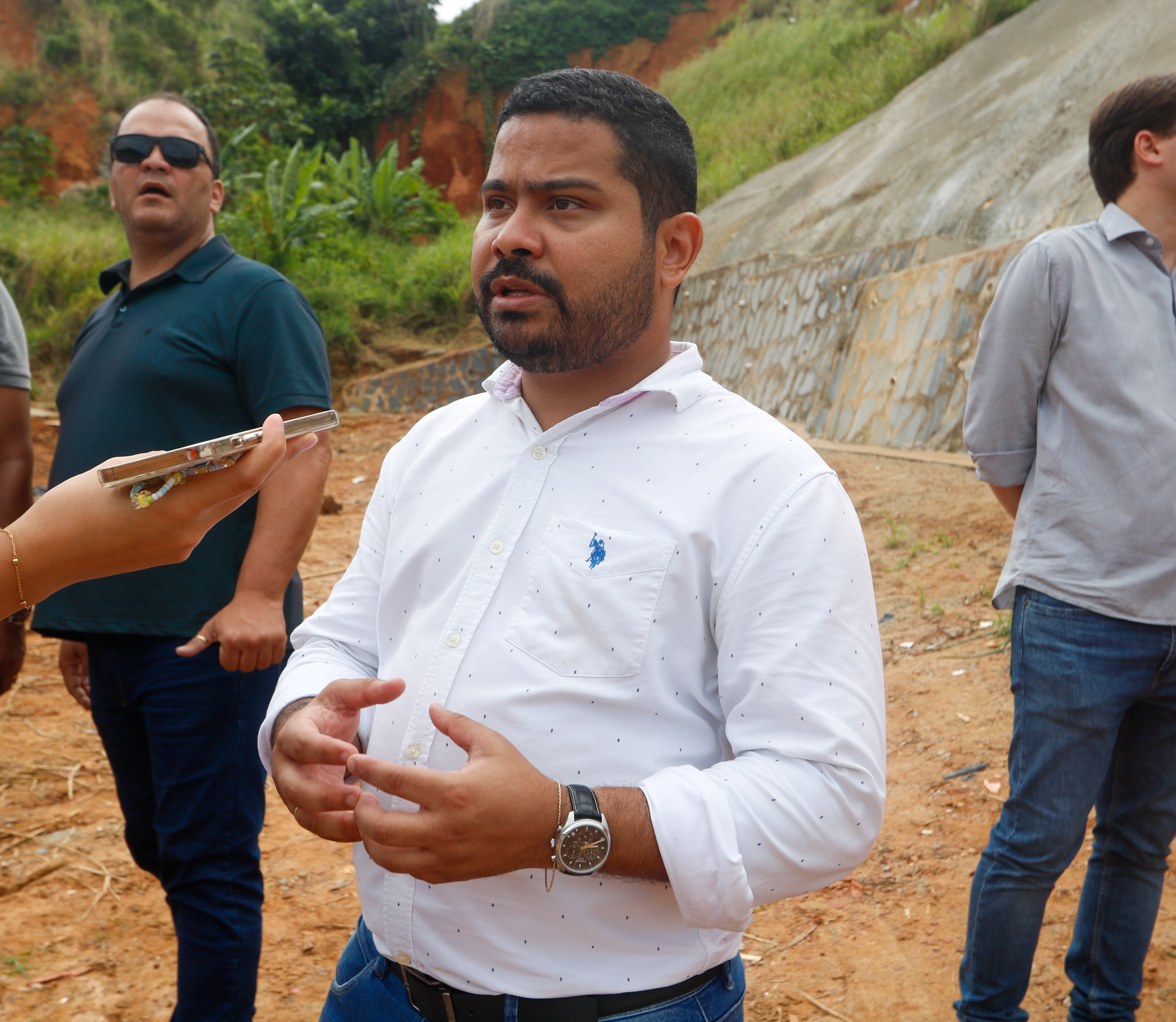 O secretário-executivo de Desenvolvimento Urbano do Estado, Francisco Sena, falou sobre os planejamentos para o período chuvoso nas áreas de risco em PE.