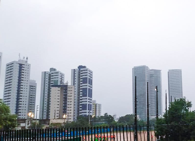 De acordo com o comunicado do Inmet, a previsão é de chuva entre 30 a 60 milímetros por hora (mm/h)/Foto: Cortesia De acordo com o comunicado do Inmet, a previsão é de chuva entre 30 a 60 milímetros por hora (mm/h)/Foto: Cortesia